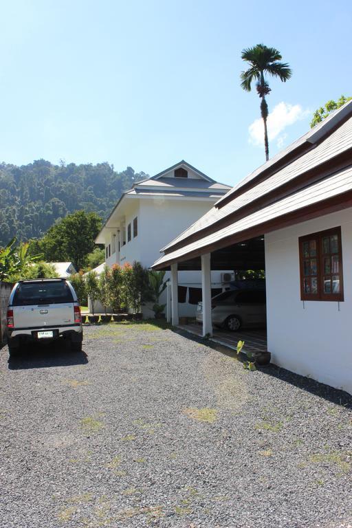 Villa Colina Khao Lak Rooms And Bungalows - Adults Only ภายนอก รูปภาพ